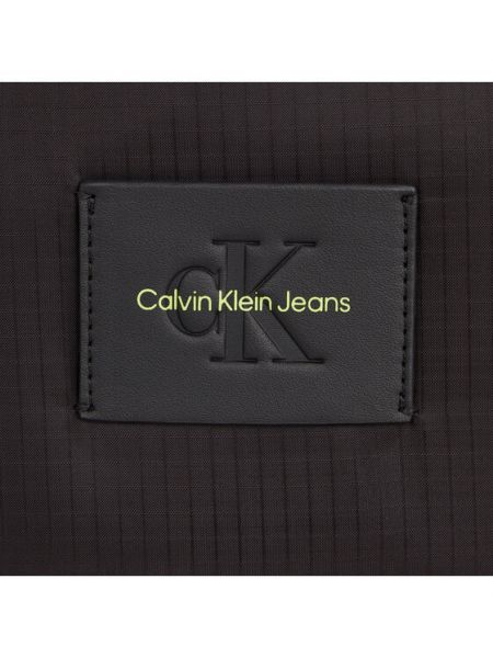 Seljakott Calvin Klein Jeans must