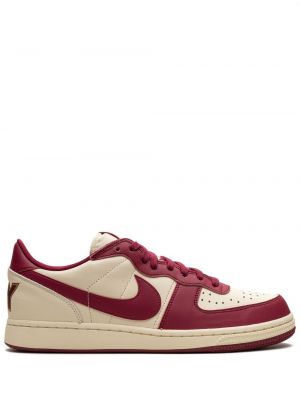 Baskets Nike rouge