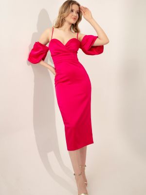 Večerní šaty Lafaba růžové