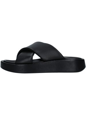Sandále Inuovo čierna