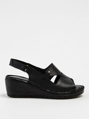 Кожаные сандалии Pierre Cardin черные