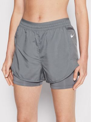 Sportske kratke hlače Nike siva