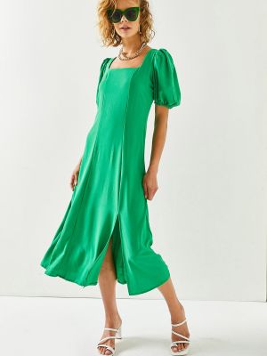 Midi šaty Olalook zelené