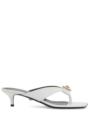 Lakované kožené sandále Versace biela