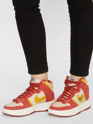 Кроссовки Nike Sportswear красные