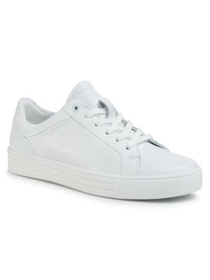 Białe sneakersy Wojas