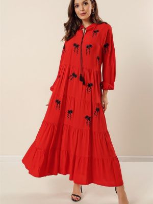 Haftowana sukienka długa z wiskozy w kwiatki By Saygı czerwona