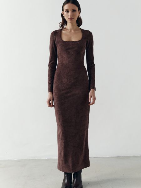 Коричневое длинное платье Gepur