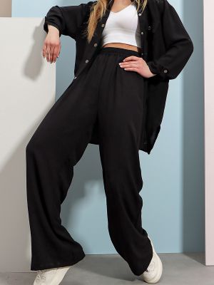 Oblek relaxed fit s kapsami Trend Alaçatı Stili černý