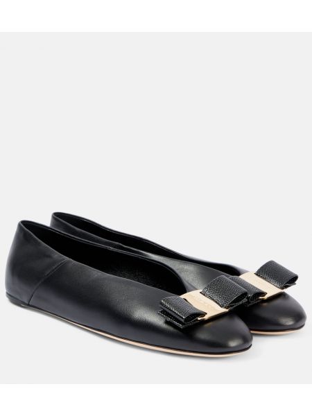 Bailarinas de cuero Ferragamo negro