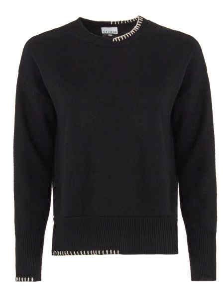 Черный свитер Sfizio