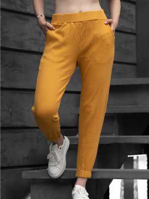 Sportovní kalhoty Madmext žluté