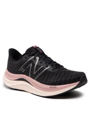 Sneakersy New Balance FuelCell czarne