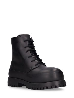 Kožené členkové topánky Ferragamo čierna