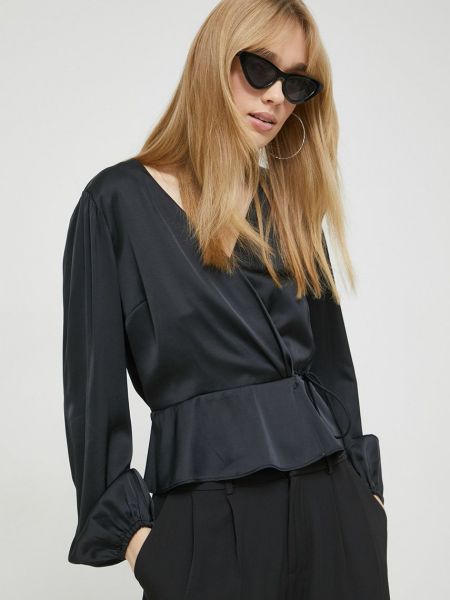 Блуза Abercrombie & Fitch черно