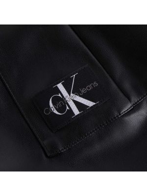 Vaqueros de cuero de cuero sintético Calvin Klein Jeans negro
