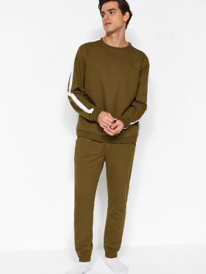 Pletené pruhované pyžamo Trendyol zelené