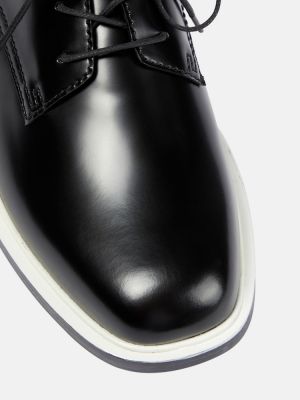 Kožne brogue cipele od lakirane kože The Row crna