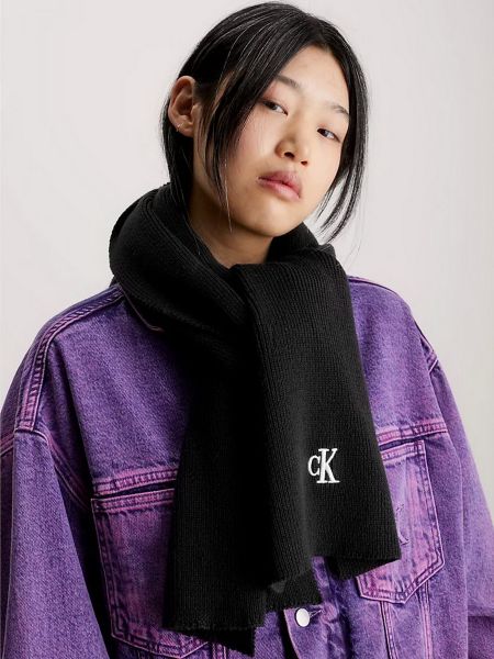 Черный шарф Calvin Klein