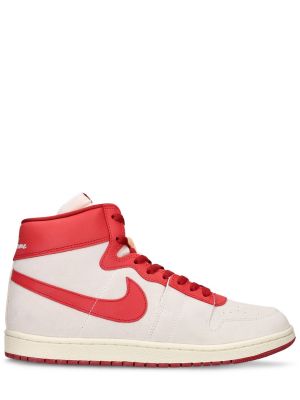 Маратонки Nike Jordan червено