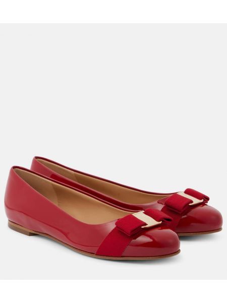 Lack leder ballerina Ferragamo rot