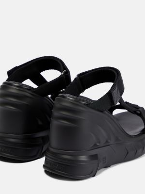 Sandály na klínovém podpatku Givenchy černé