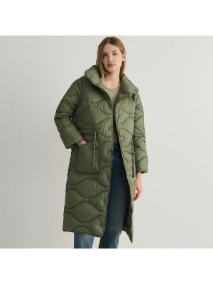 Pikowany płaszcz ze stójką Reserved zielony