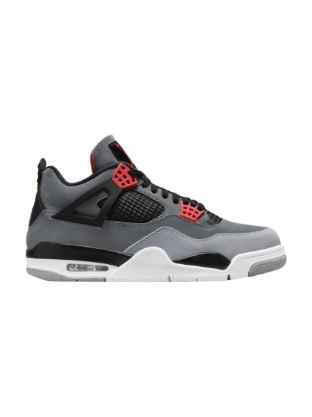 Baskets Nike Jordan gris