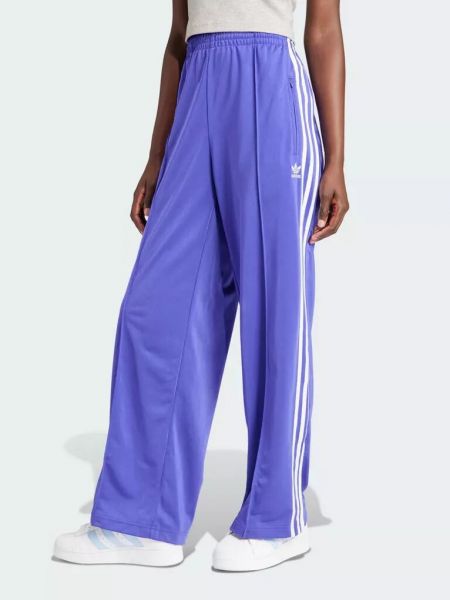 Спортивные штаны свободного кроя Adidas Originals фиолетовые