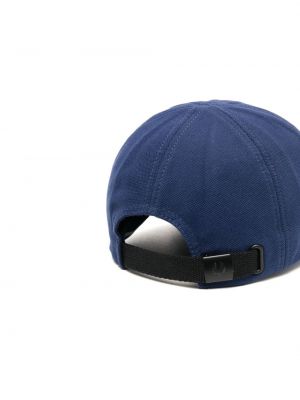 Haftowana czapka z daszkiem bawełniana Fred Perry niebieska