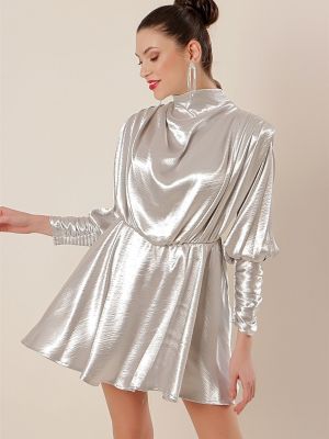 Satynowa sukienka asymetryczna By Saygı srebrna