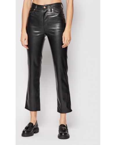 Wrangler Pantaloni din imitație de piele Wild West W2H2NA100 Negru Regular Fit