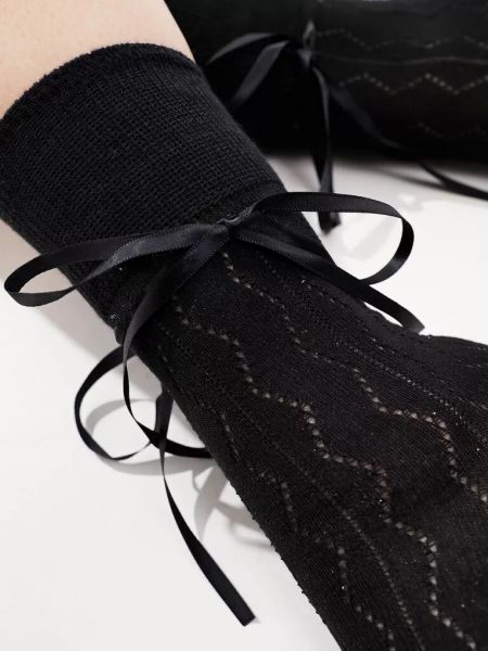 Носки с бантом ретро Reclaimed Vintage черные