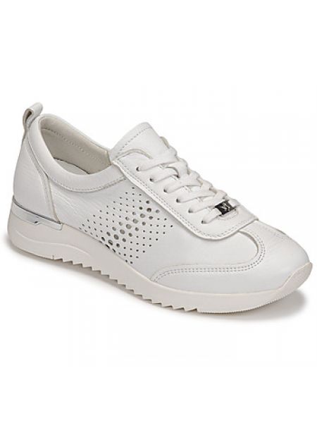 Sneakersy koronkowe casual Caprice białe