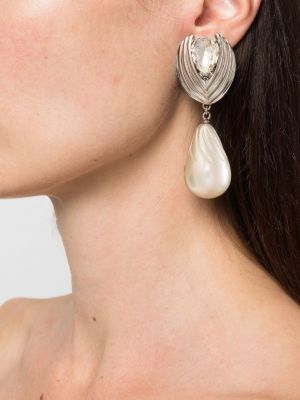 Křišťálové náušnice s perlami Alessandra Rich