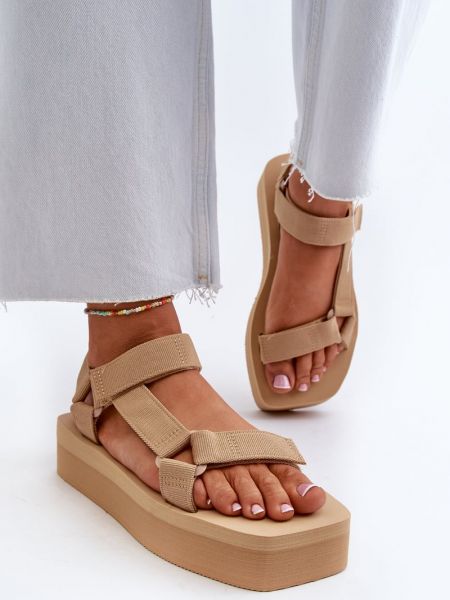 Sandale cu platformă Kesi bej