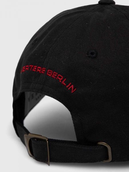 Șapcă din bumbac Vertere Berlin negru