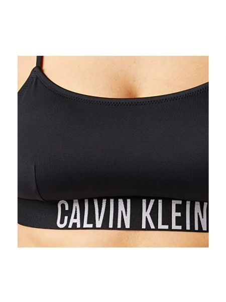 Top Calvin Klein negro