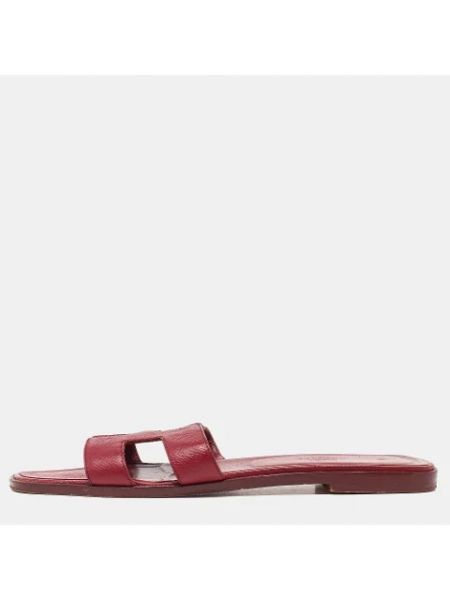 Sandalias de cuero retro Hermès Vintage rojo