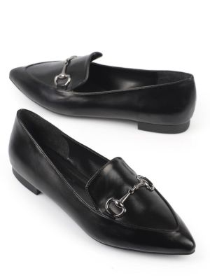 Csatos hegyes orrú balerina cipők Capone Outfitters