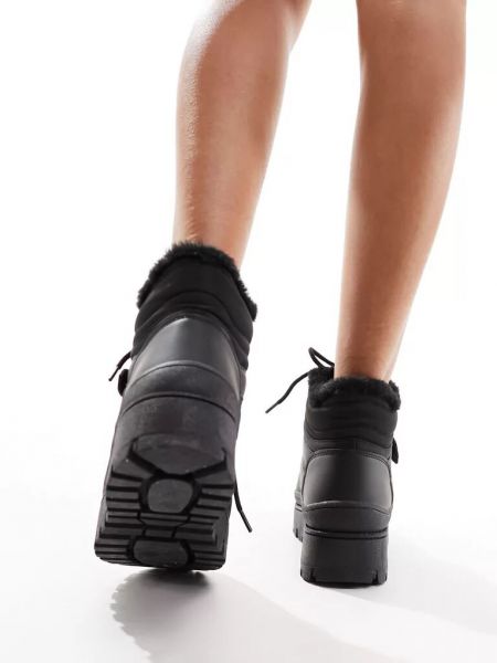 Ботинки на платформе чанки Elle черные