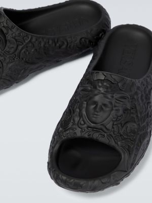 Nizki čevlji Versace črna