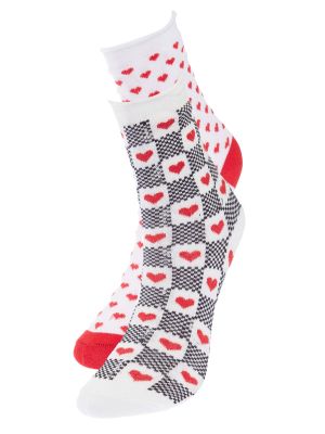 Плетени памучни чорапи със сърца Trendyol
