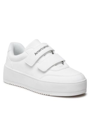 Białe sneakersy Americanos
