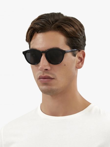Серые очки солнцезащитные Gucci