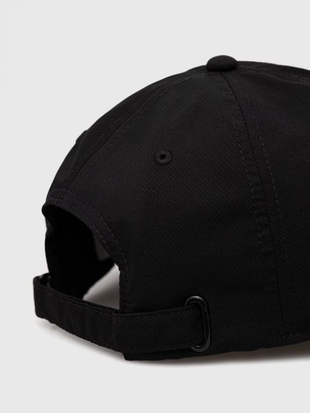 Однотонная шапка Lacoste черная