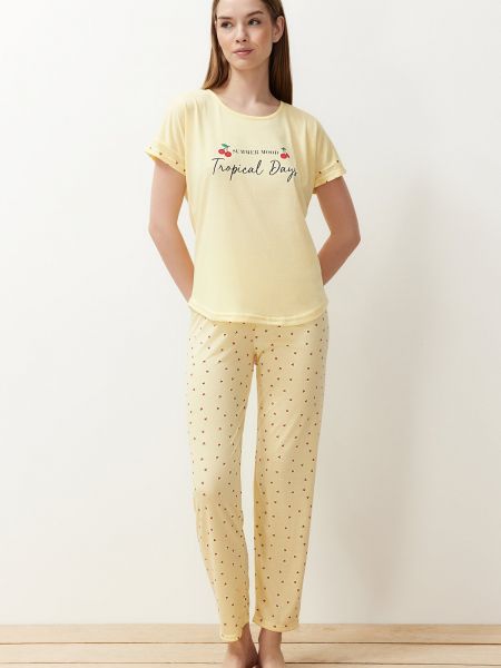 Dzianinowa piżama z nadrukiem Trendyol żółta