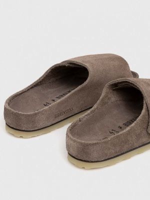 Semišové pantofle Birkenstock šedé