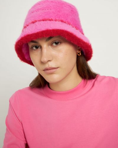 Cappello di pelliccia Jacquemus rosa
