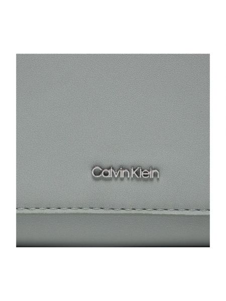 Bolsa de hombro de cuero Calvin Klein